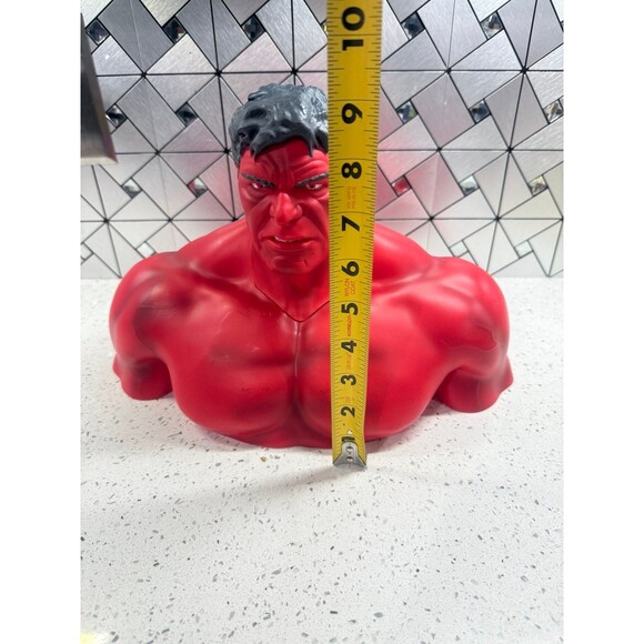 Regal Cinemas Captain America Brave New World Red Hulk Popcorn Bucket 9x11in - Picture 9 of 11